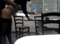 mẹ bên cạnh với to n ...