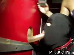 Hai già, đừng chọc v ...