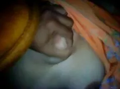 Uốn làm tình với tôi ...